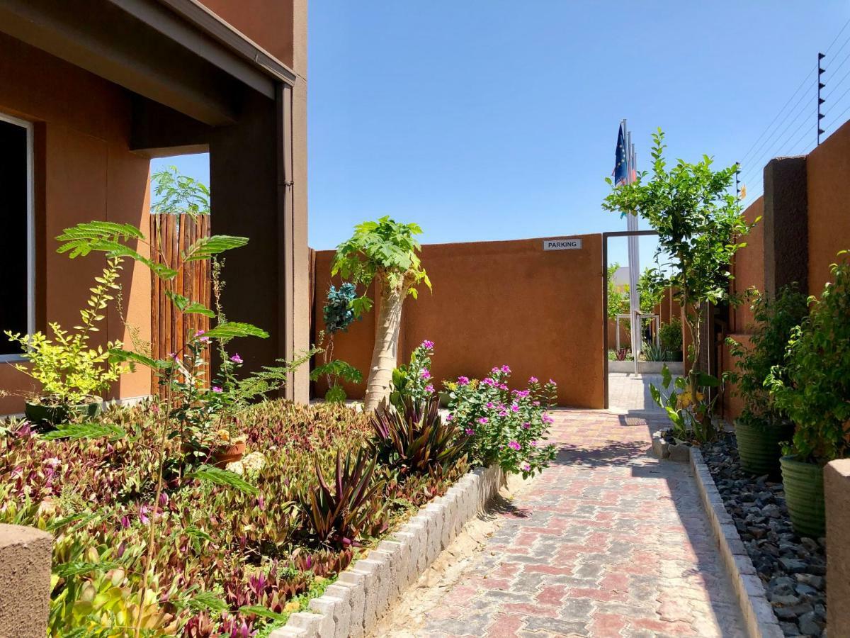 City Lodge Etosha Omuthiya Экстерьер фото